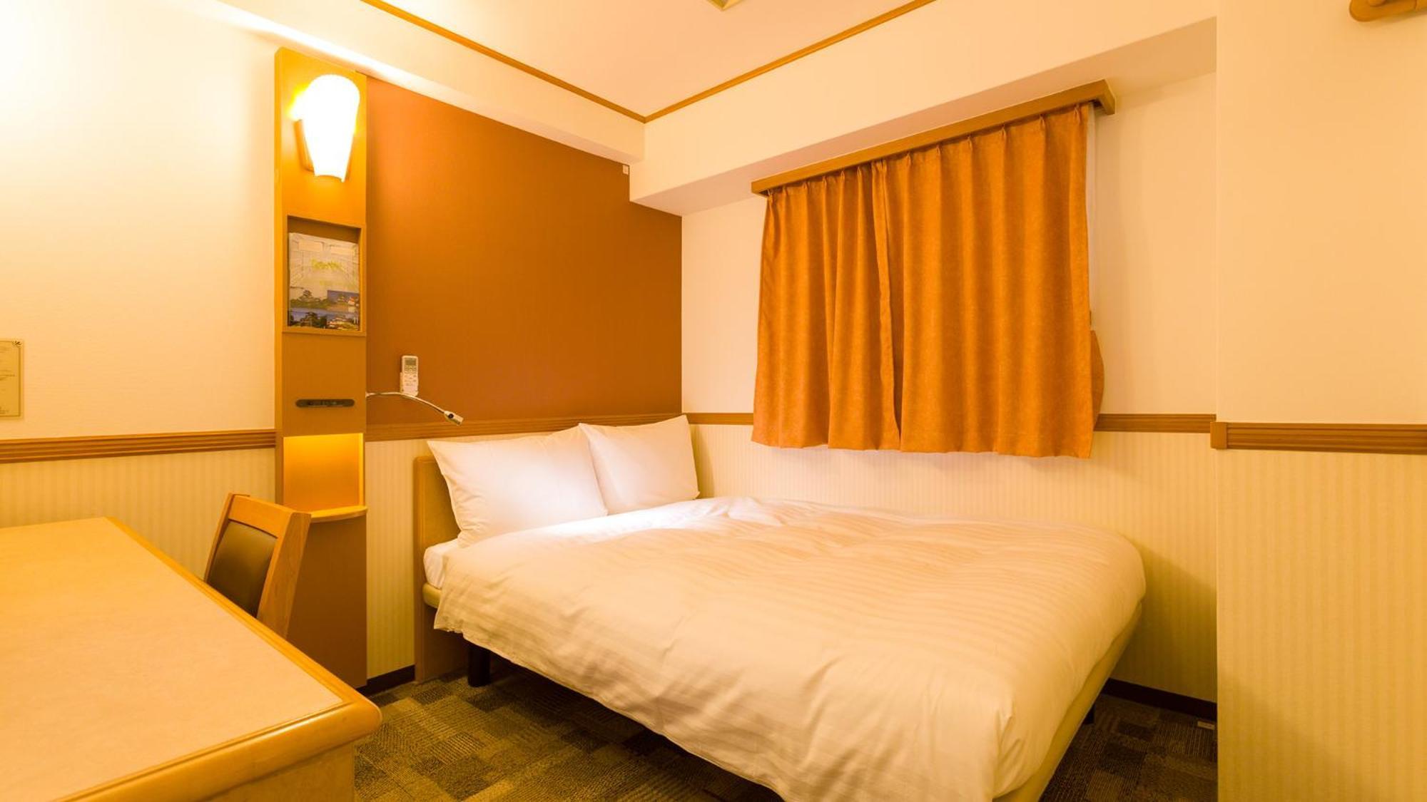 Toyoko Inn Okayama Eki Nishi Guchi Migi Pokoj fotografie